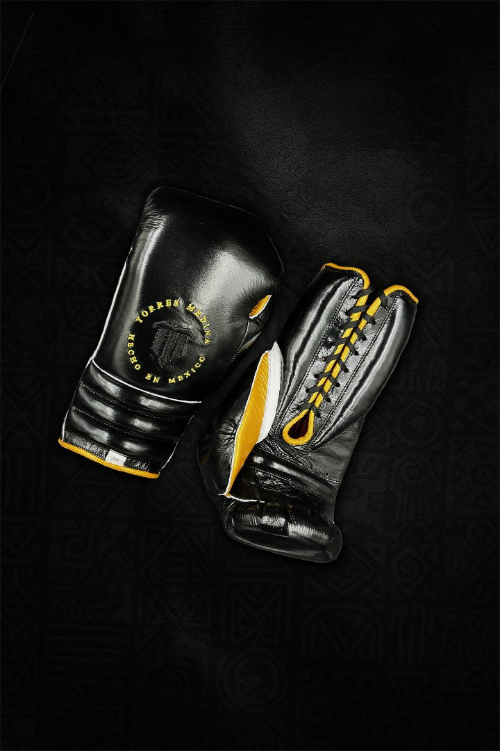 El Patrón PuLat Lace Up Training Gloves