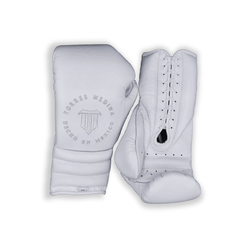 Pureza Eterea/Ethereal Purity  Lace Up Training Gloves