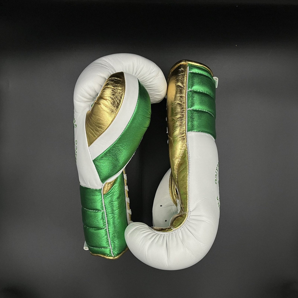 Yax Tun  Lace Up Training Gloves