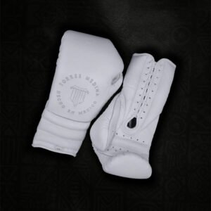 Pureza Eterea/Ethereal Purity  Lace Up Training Gloves